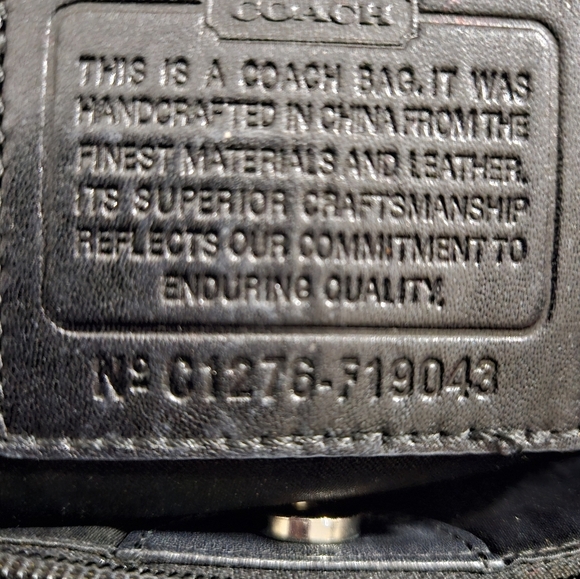 Coach Penelope Signature Shoulder Bag - Picture 14 of 16